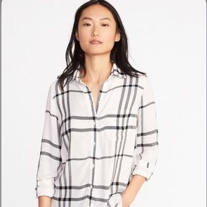 Old Navy Plaid Shirt🖤🤍